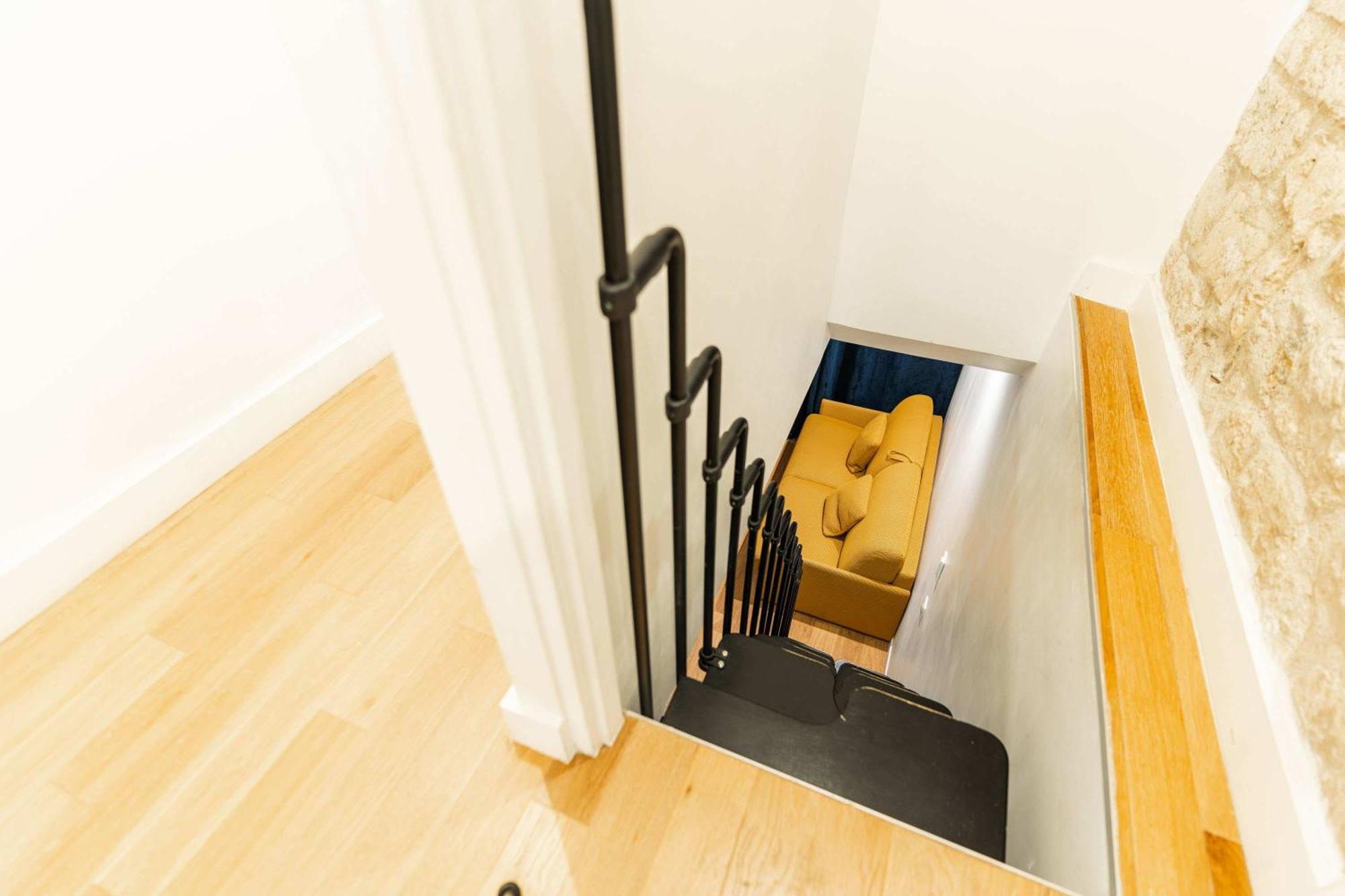 Loft 4 Bedroom Montmartre Pigalle Ac By Lcc Agency Paris Bagian luar foto