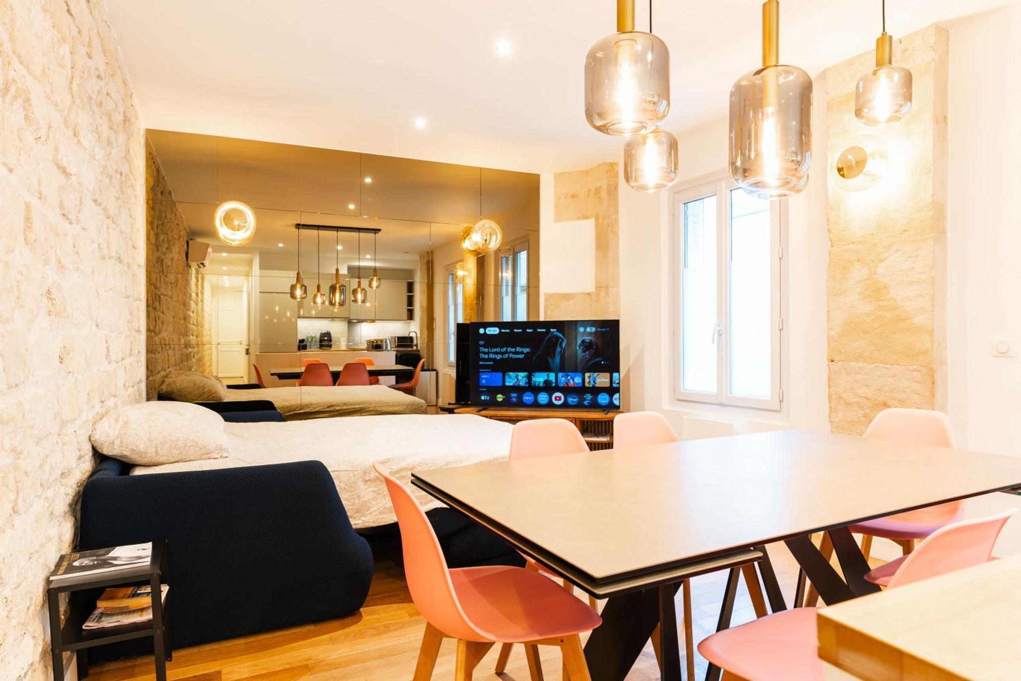 Loft 4 Bedroom Montmartre Pigalle Ac By Lcc Agency Paris Bagian luar foto