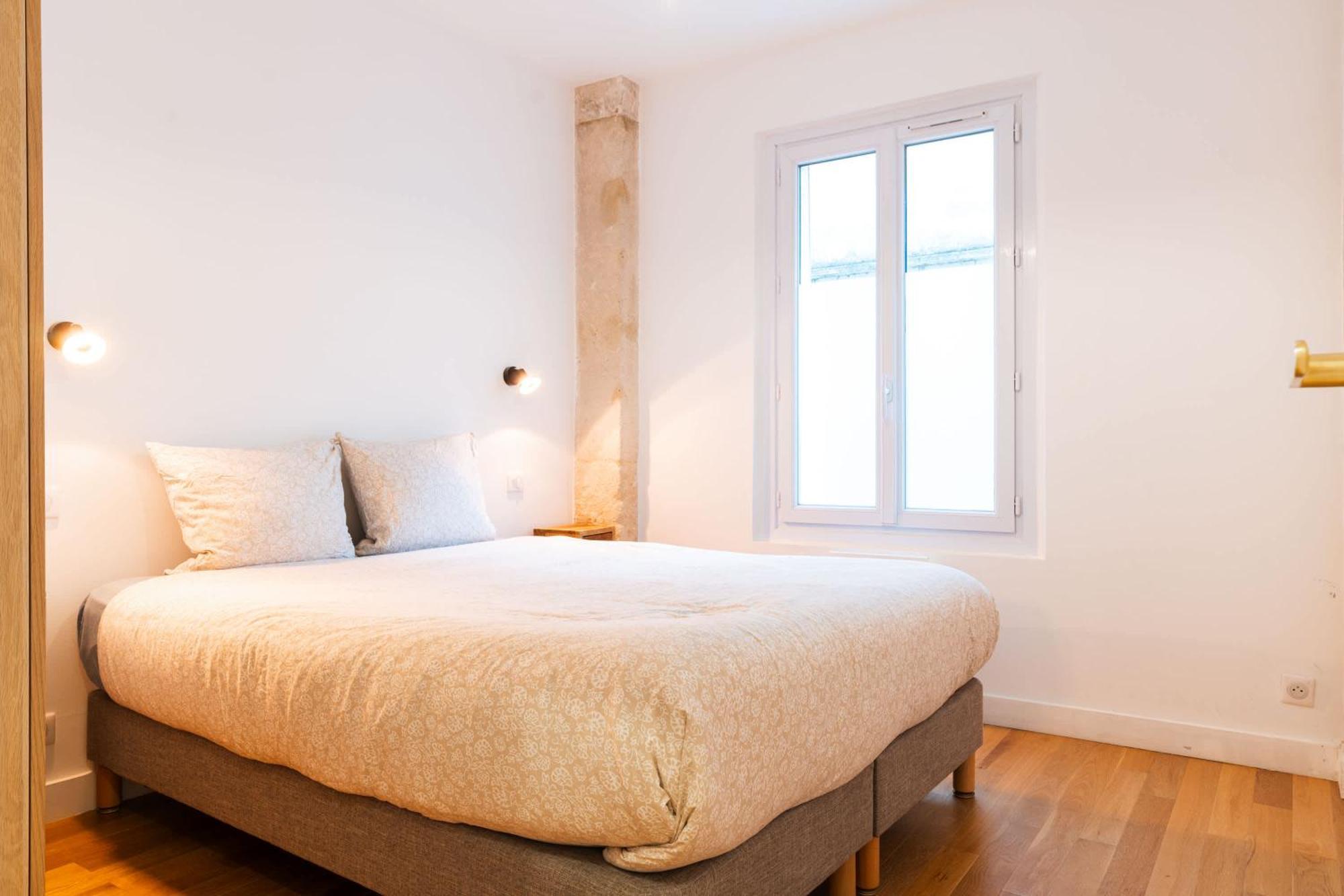 Loft 4 Bedroom Montmartre Pigalle Ac By Lcc Agency Paris Bagian luar foto