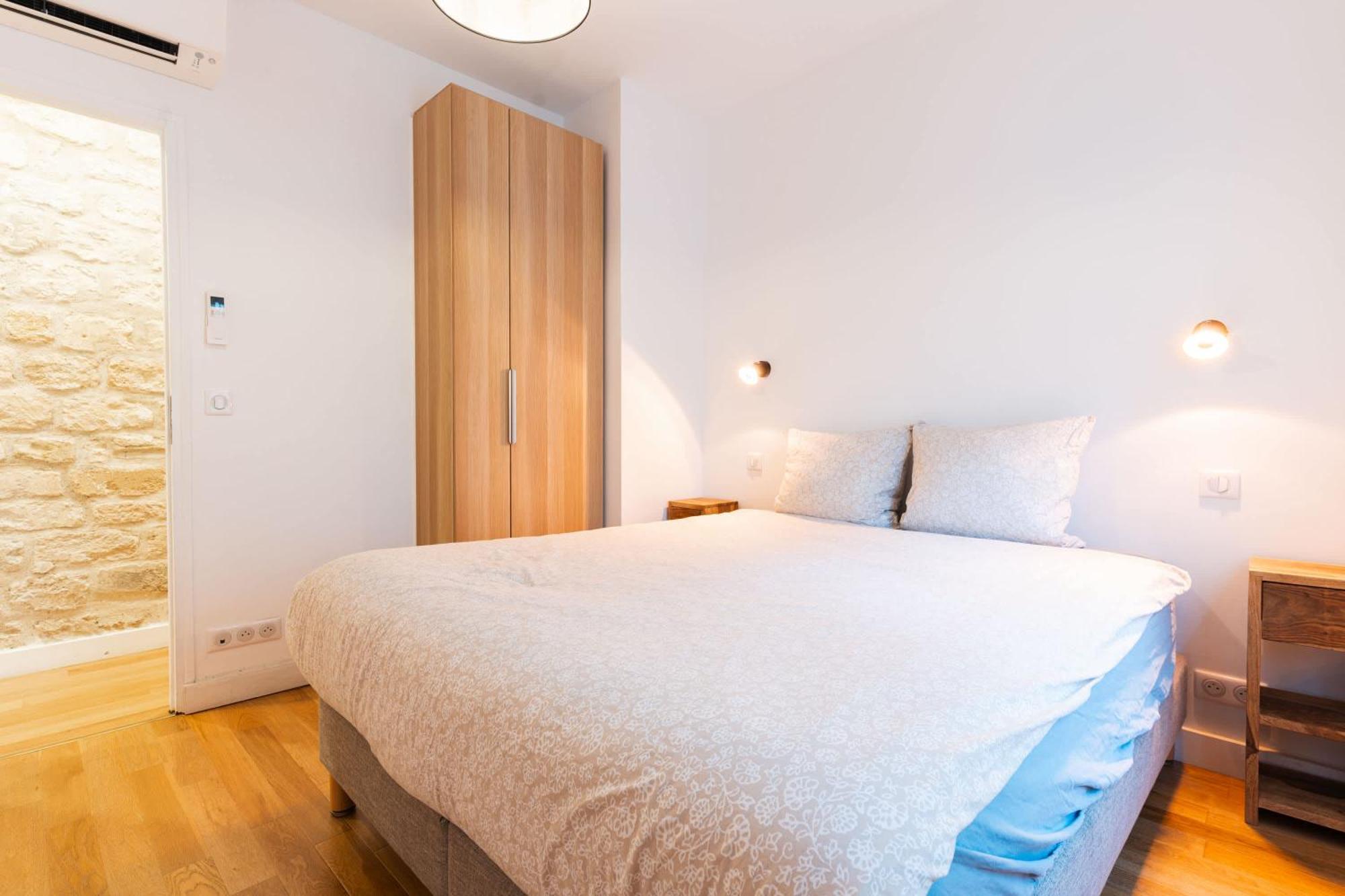 Loft 4 Bedroom Montmartre Pigalle Ac By Lcc Agency Paris Bagian luar foto