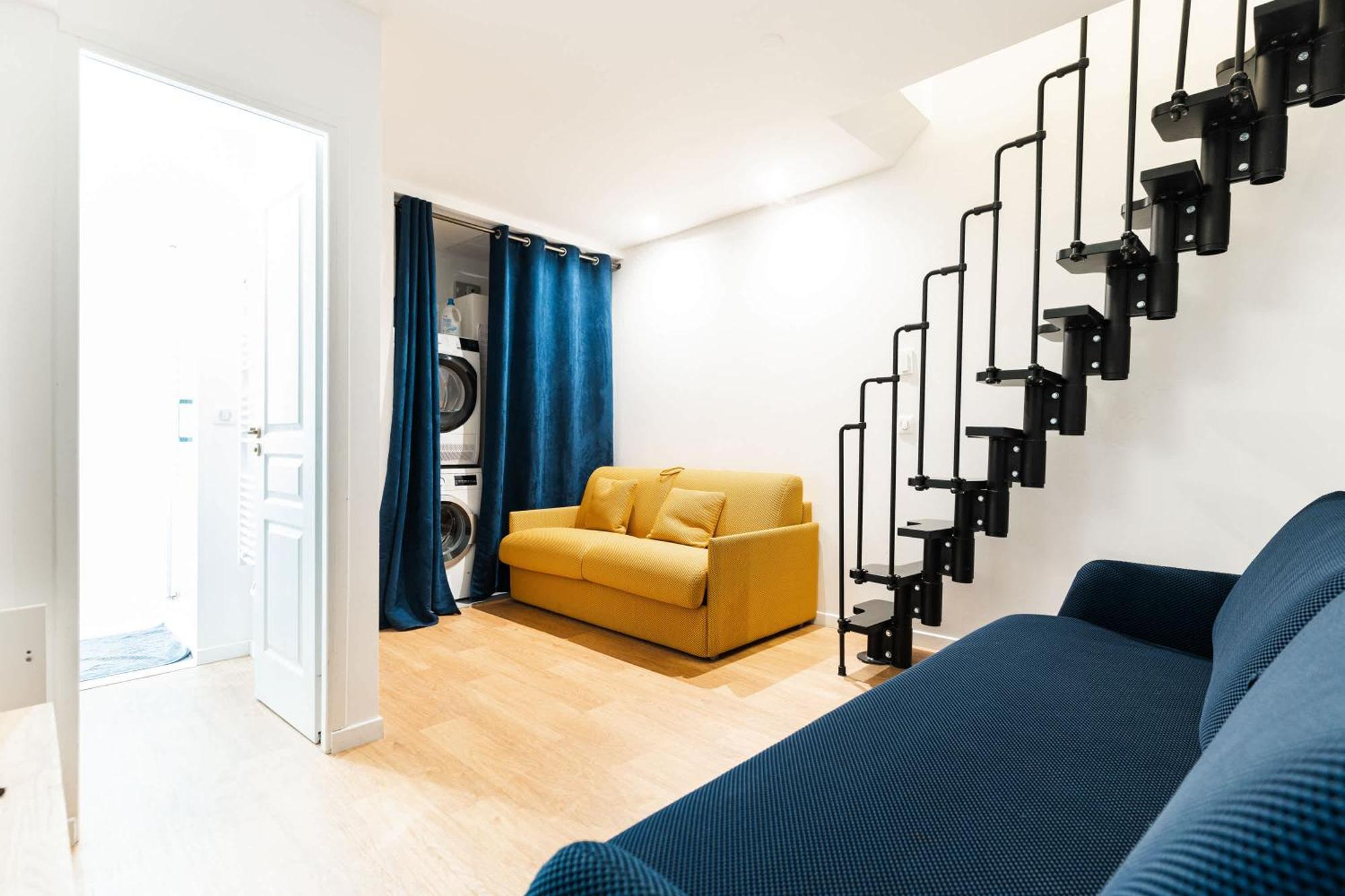 Loft 4 Bedroom Montmartre Pigalle Ac By Lcc Agency Paris Bagian luar foto