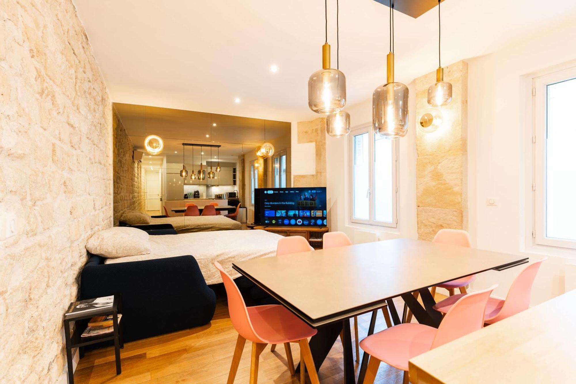 Loft 4 Bedroom Montmartre Pigalle Ac By Lcc Agency Paris Bagian luar foto