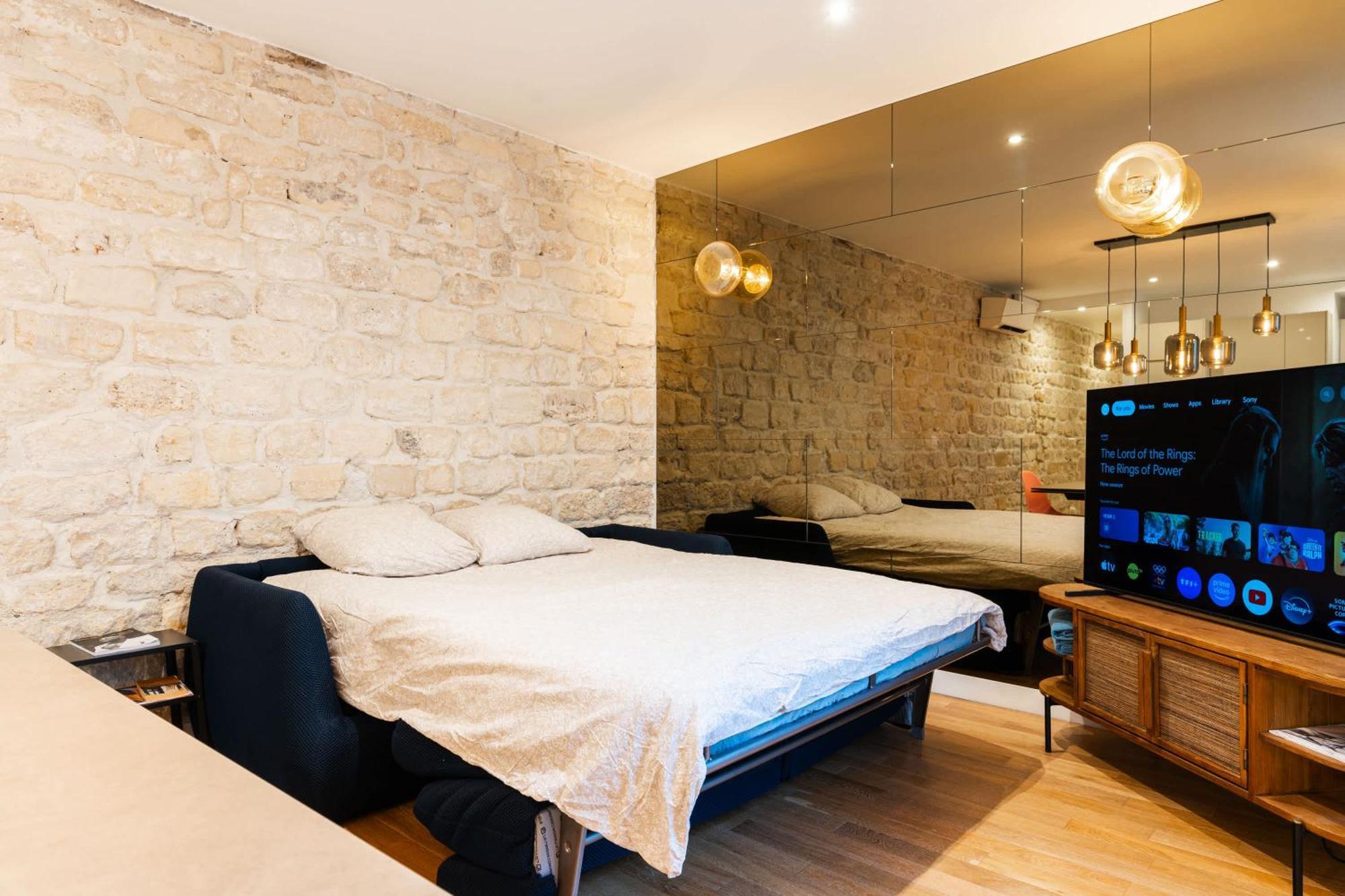 Loft 4 Bedroom Montmartre Pigalle Ac By Lcc Agency Paris Bagian luar foto