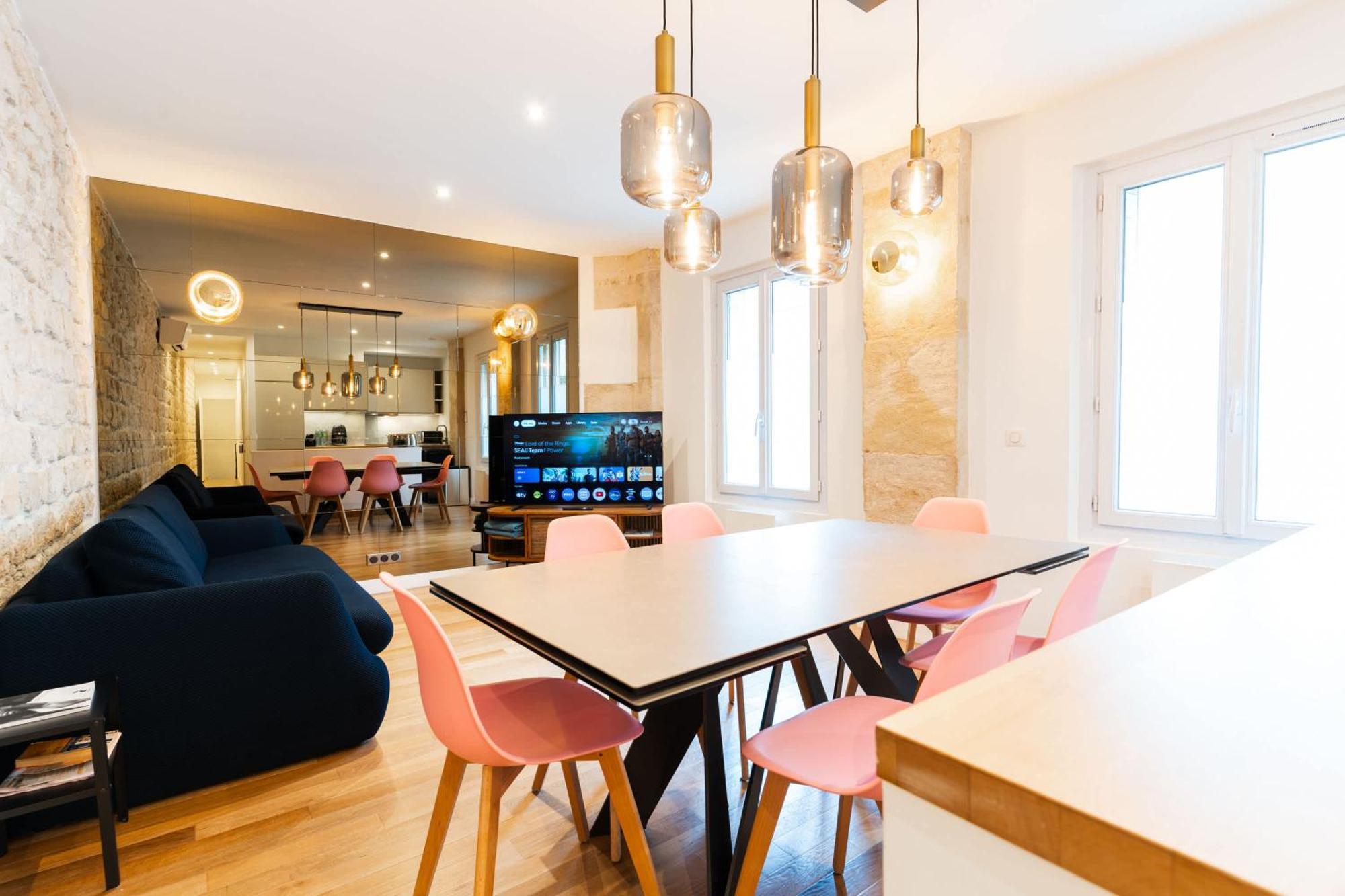 Loft 4 Bedroom Montmartre Pigalle Ac By Lcc Agency Paris Bagian luar foto