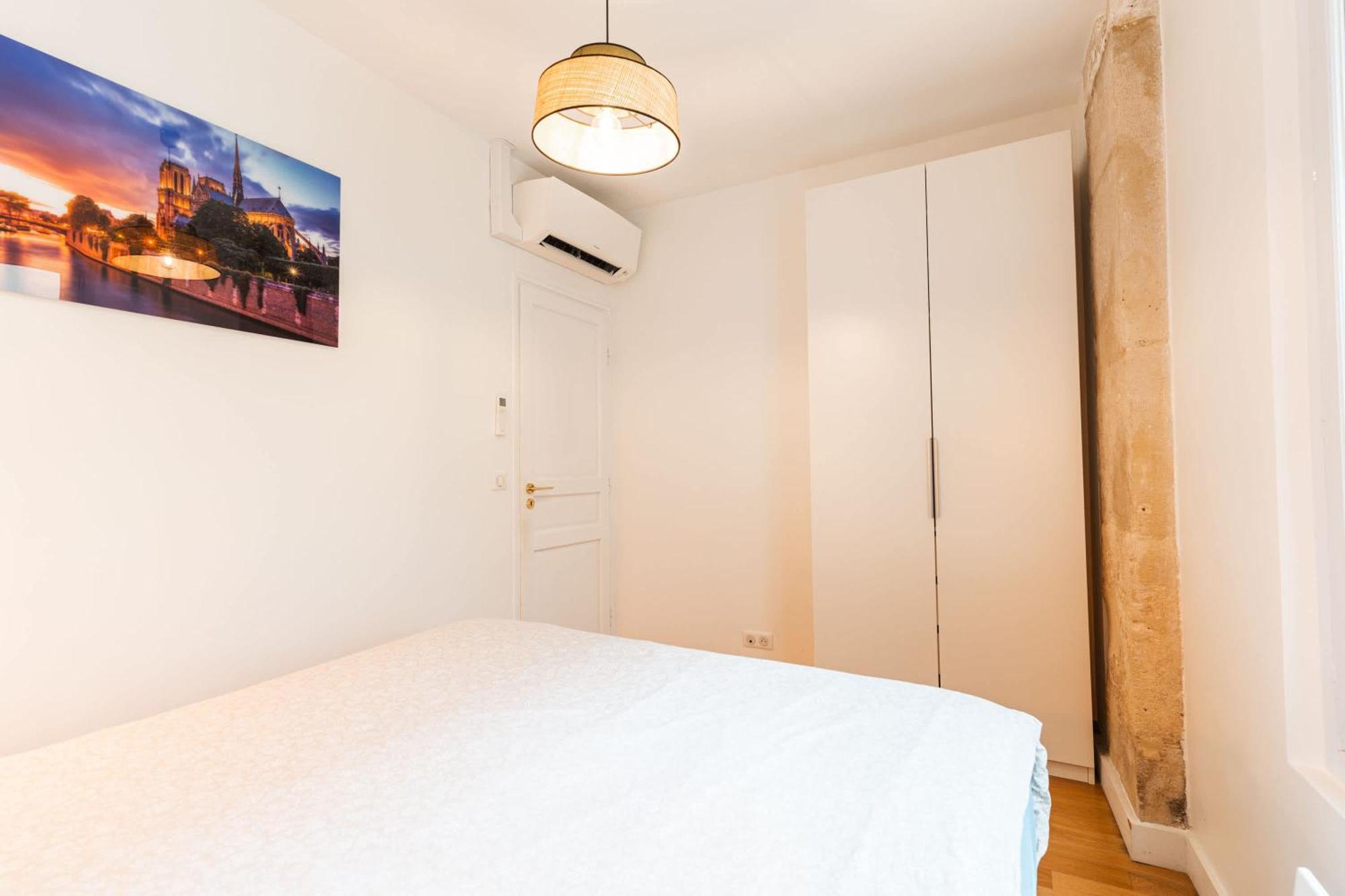 Loft 4 Bedroom Montmartre Pigalle Ac By Lcc Agency Paris Bagian luar foto
