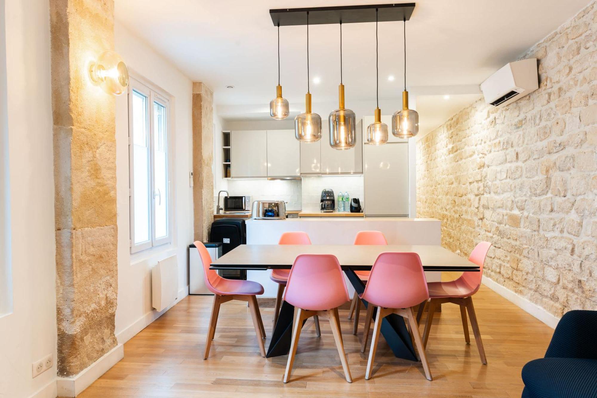 Loft 4 Bedroom Montmartre Pigalle Ac By Lcc Agency Paris Bagian luar foto